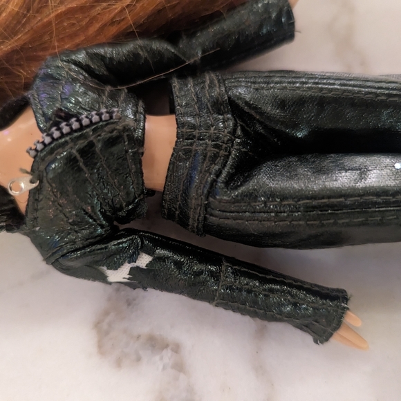 Bratz Meygan - Picture 5 of 7